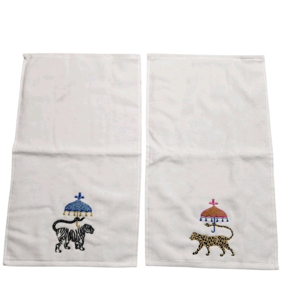 GE LIVING Embroidered Circus Animals Leopard and Tiger Decorative Hand Towels